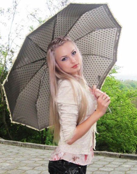 foreign girl - buyrussianbride.com